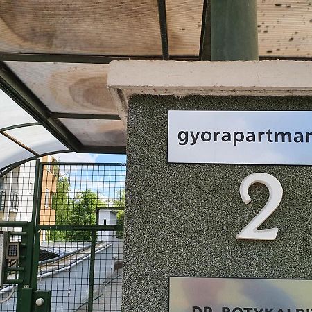 Gyorapartman2 Extérieur photo