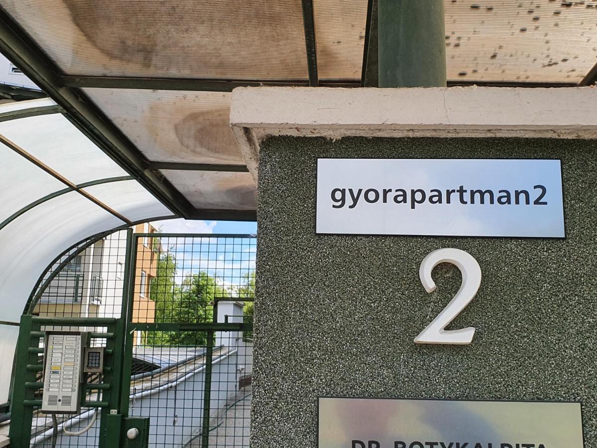 Gyorapartman2 Extérieur photo