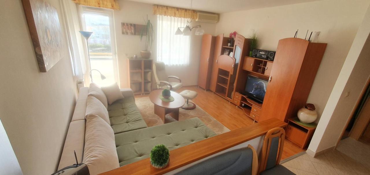 Gyorapartman2 Extérieur photo