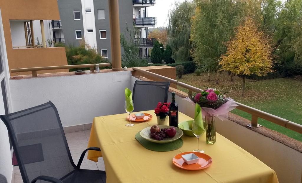Gyorapartman2 Extérieur photo